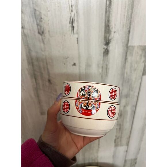 Two small bowls - Picture 1 of 5